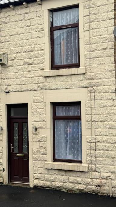 Cosy Home In Barnsley Centre Екстер'єр фото