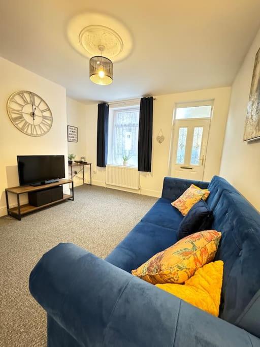 Cosy Home In Barnsley Centre Екстер'єр фото